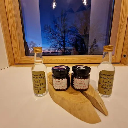 Appartement Nivalis Hill 12 *